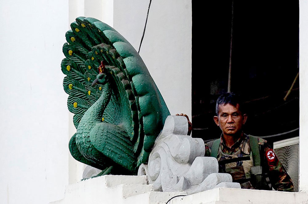 myanmar_coup_monday008.jpg