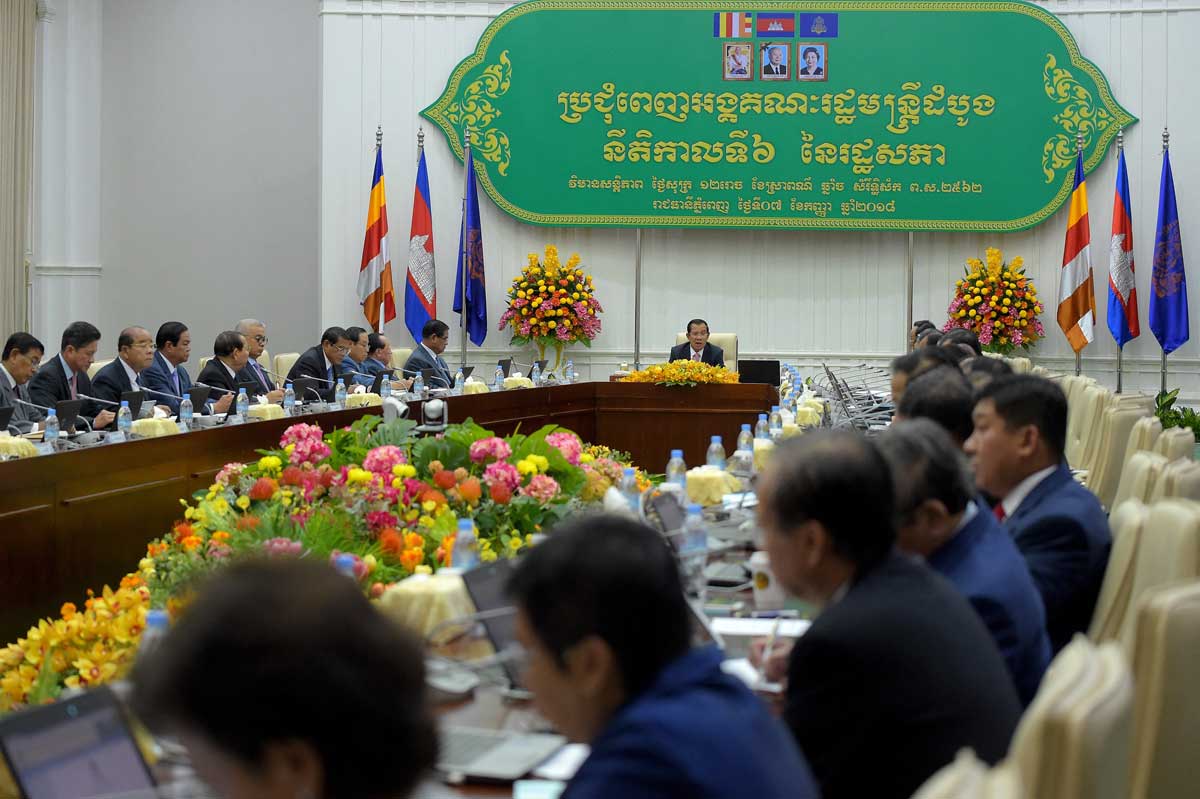 hunsen-cabinet