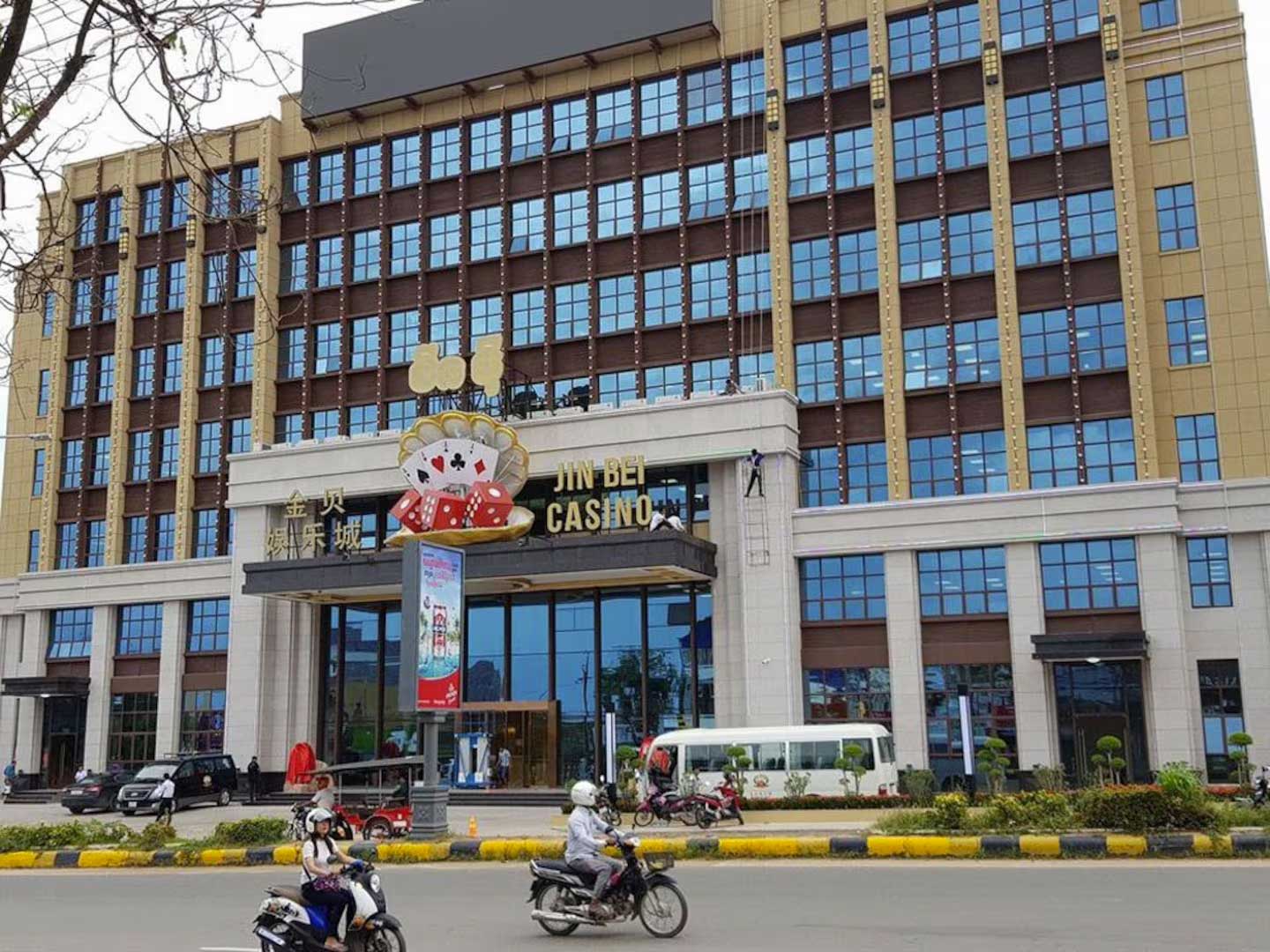 3-sar-sokha.jpg