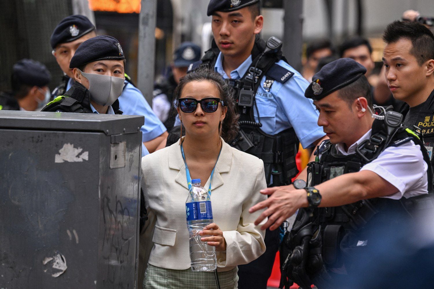 香港警察・香港特別行政区ピンバッチ 香港警察・香港特別行政区ピンバッチ 香港警察・香港特別行政区