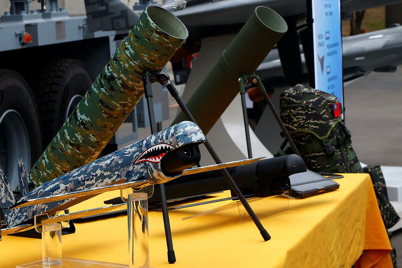 美二十五家国防承包商组团访台首站参访台湾火箭制造商– 普通话主页