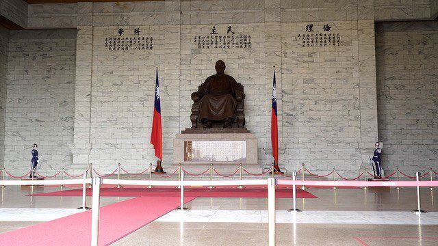 ★骨董　拓本　中国　台湾　蒋介石　落款印不明 President Chiang Kai-shek reviewing forces of the Northern