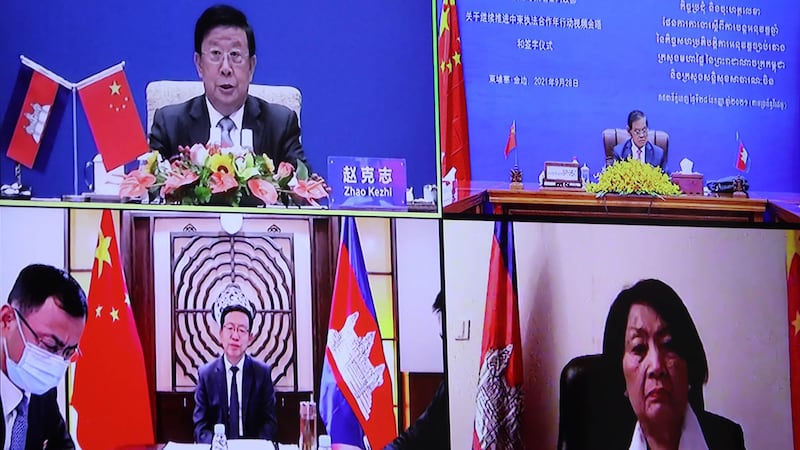 Sar_Kheng_and_China_Zhao_Kezhi_on_28_09_2021_01.jpg