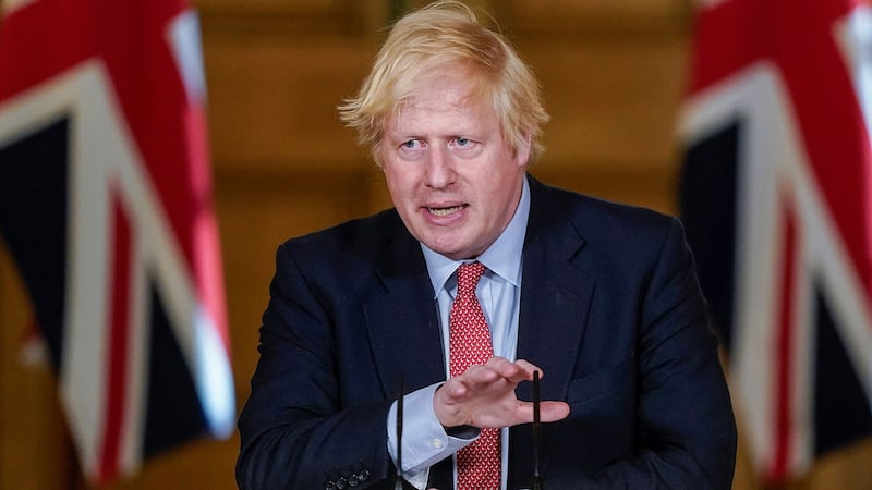 英国7位前外交大臣呼吁英国首相约翰逊(Boris Johnson)在七大工业国集团(G7)推动成立一个国际监督团体,以响应中国加强管控香港的情势发展。(法新社图片)