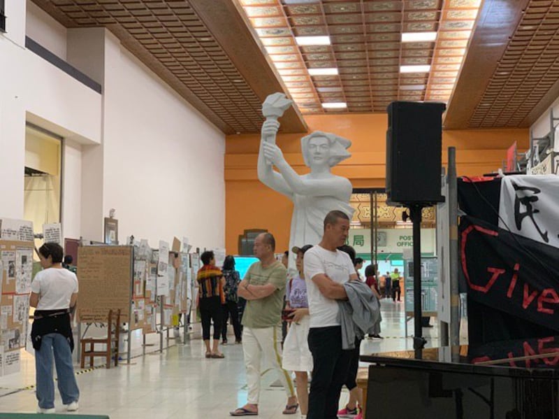 在台湾中正纪念堂展出六四三十周年特展。(记者 黄春梅摄)
