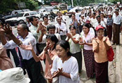 protest_march_200px.jpg