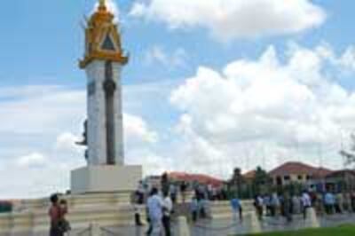 CambodiaVietnamBomb200.jpg