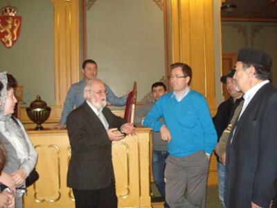 norwegiye-sabiq-parlament-ezasi-jan-smonsen1-385.jpg