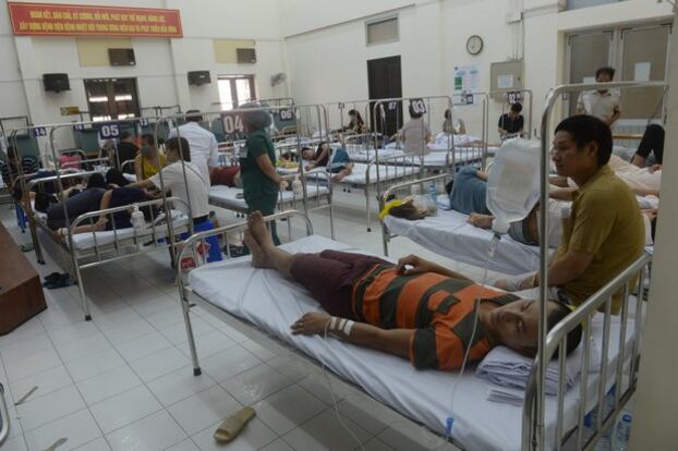 Bệnh nhân điều trị bệnh sốt xuất huyết tại một bệnh viện ở Việt Nam. Ảnh minh họa