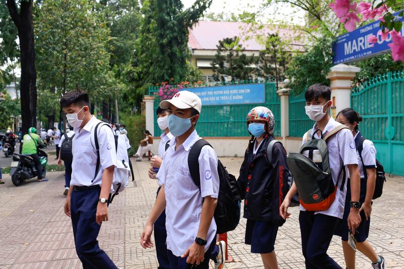 2020-05-05T000000Z_1683356421_RC27IG9479N6_RTRMADP_3_HEALTH-CORONAVIRUS-VIETNAM-SCHOOLS.JPG