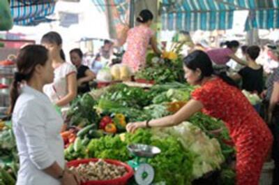 vegetable-stall-in-govap-250.jpg