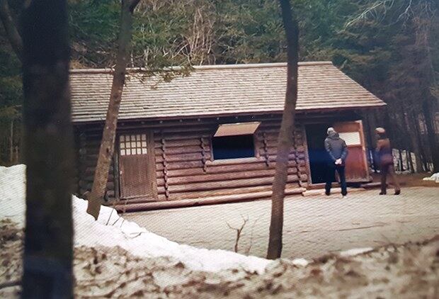 영화의 한 장면, 백두밀영 찾아간 마이클 페일린.