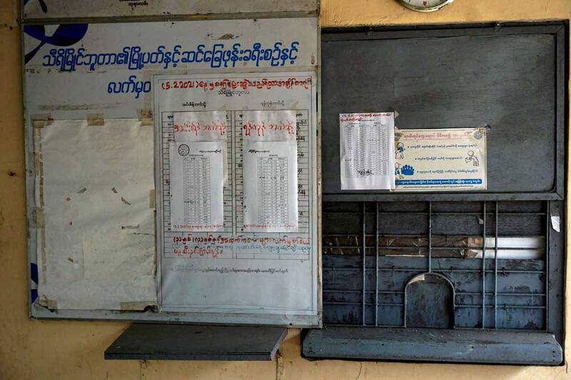 The makeshift train schedule is posted at Thiri Myaing Station. (Myo Min Soe/RFA)