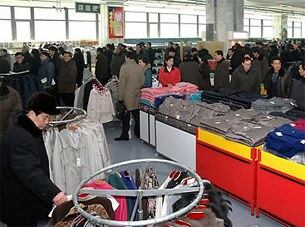 지난 1월 5일 개업한 평양시 광복지구상업중심.