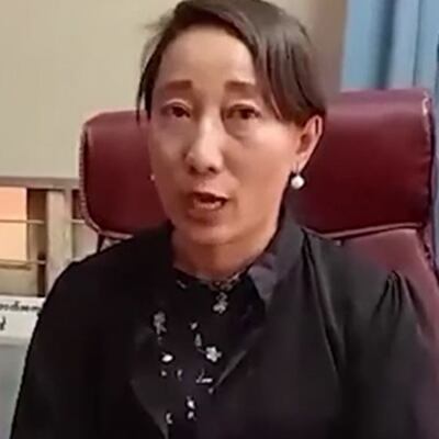 ဒေါ်အောင်ဆန်းစုကြည်ရဲ့ ရှေ့နေ ဒေါ်မင်းမင်းစိုး