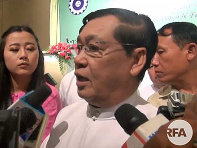 Thein Swe (C), Myanmar's minister of labor, immigration, and population, tells reporters in Naypyidaw that the government will send forms to Rohingya refugees in Bangladesh to complete and return to begin the citizenship verification process, Sept. 29, 2017.