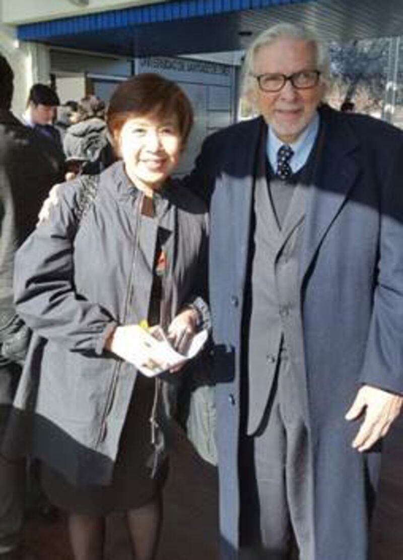 60년대 유학중 김정일 우상화 비판 혐의로 북 수용소에 수감을 경험한 칠레인 무리요씨와 이애란 박사.