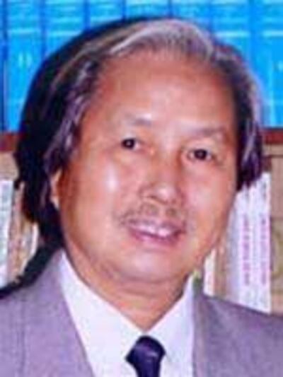NguyenKhacMai150.jpg