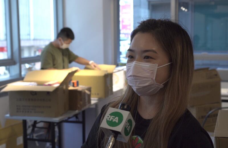 參展商「MisyBaby」老闆Anna指對業主終止租借場地感可惜。(石頭 攝)