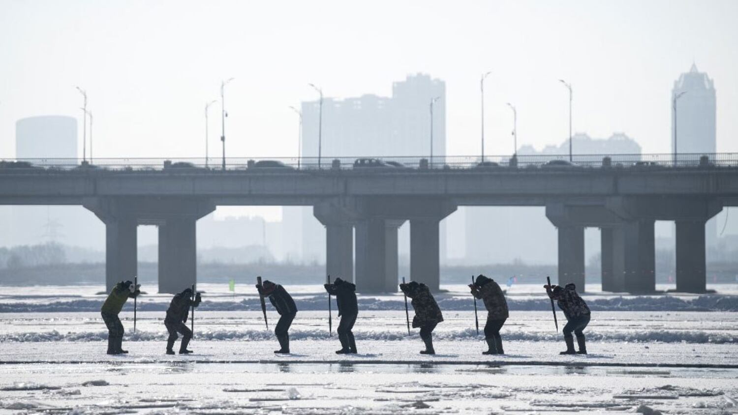 China Industrial Waste Pollutes Major River on Border With Russia