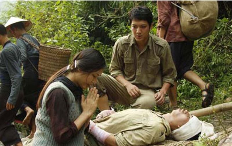 Một cảnh trong phim “Sống cùng lịch sử”.