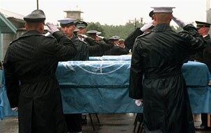 한국전에서 전사한 미군 유해 4구가 1997년 북측으로 부터 판문점을 통해 유엔측에 전달되었다.