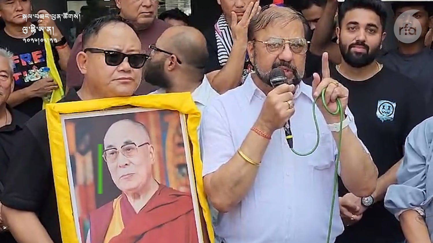 པཎ་འཇབ་ཚོང་པ་མང་པོས་བློ་དགའ་རང་བཙན་ལཊ་སུ་རྗེས་དྲན་གྱི་ལས་འགུལ་ནང་མཉམ་ཞུགས་གནང་པ།