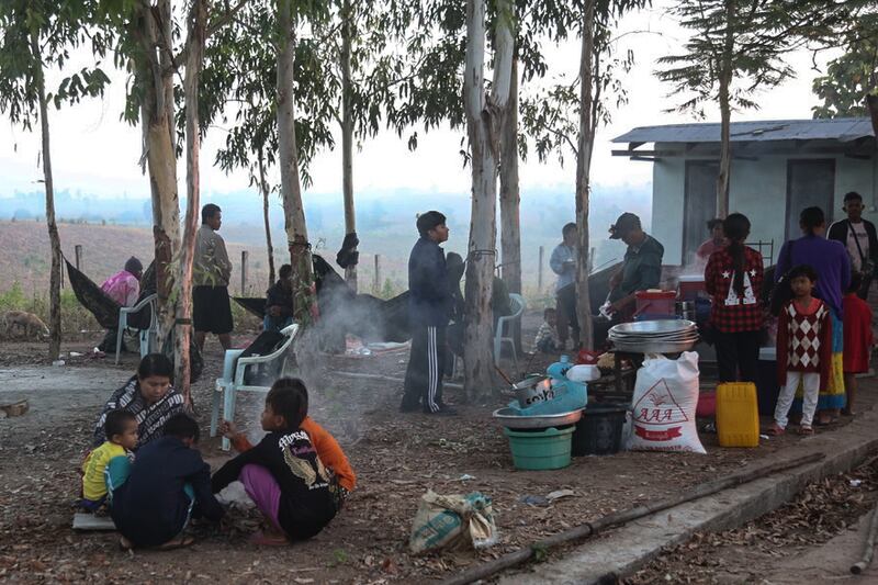 (လေးကေ့ကော်က စစ်ဘေးဒုက္ခသည်တွေကို ဒီဇင်ဘာ ၁၆ ရက်နေ့က တွေ့ရစဉ်) MPA Photo