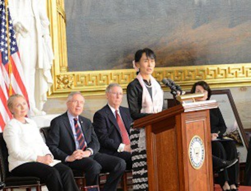 Aung San Suu Kyi speaks at the ceremony awarding her the Congressional Gold Medal, Sept. 19, 2012. Photo Credit: RFA.