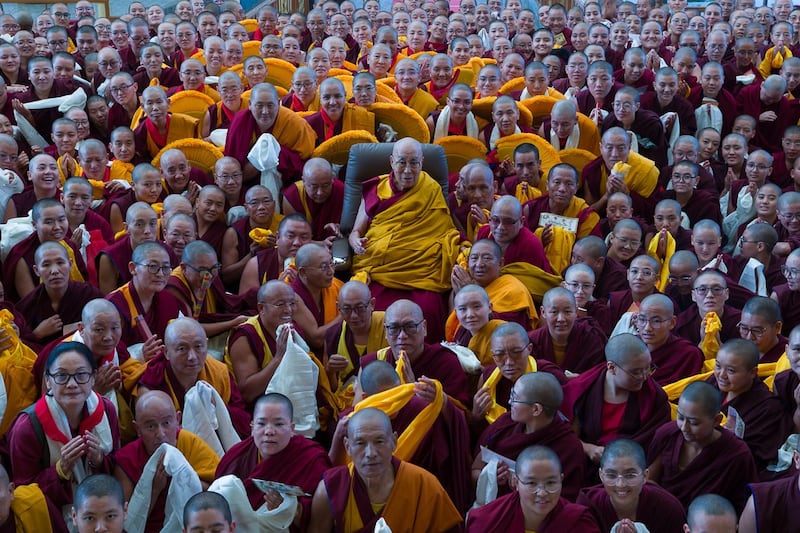 བཙུན་མ་ལྔ་བརྒྱ་ལྷག་ལ་འཕགས་བོད་གྲུབ་ཆེན་སྐྱེས་མ་ཉེར་གཅིག་གི་གསོལ་འདེབས་ལྗགས་ལུང་བསྩལ་སྐབས། ༢༠༢༦།༡༠།༡༨