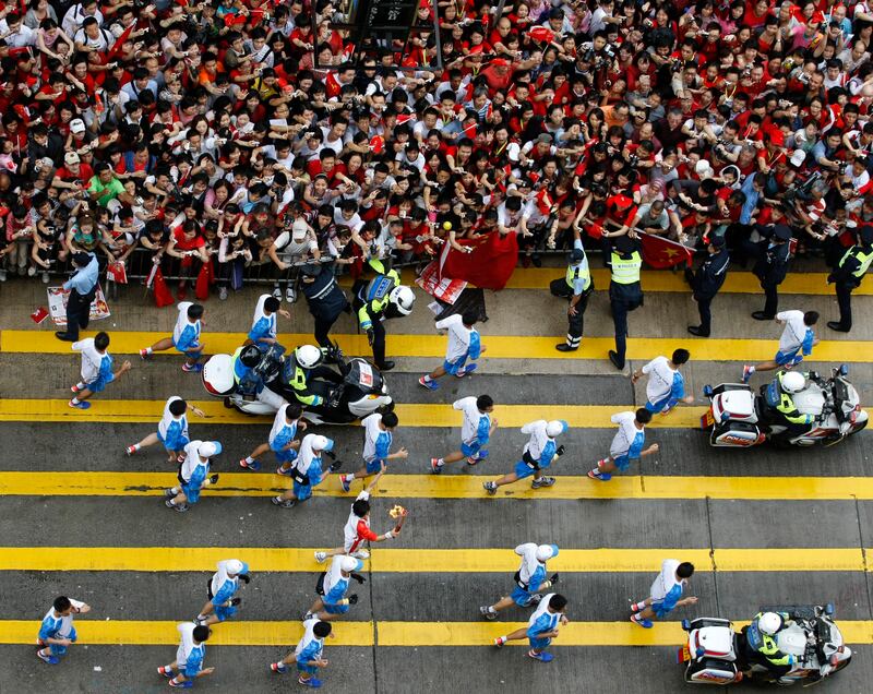 2008-05-02T000000Z_2145107573_GM1E4521H8S01_RTRMADP_3_OLYMPICS-TORCH-HONG-KONG.JPG