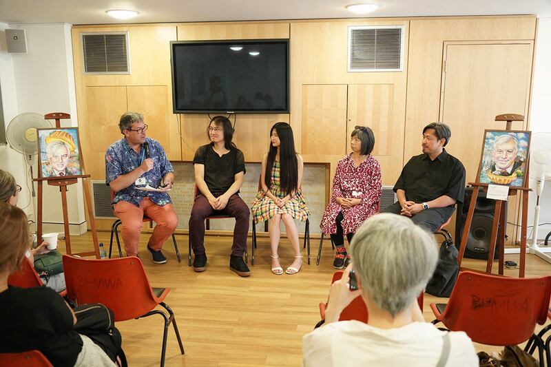 十多位香港艺术家捐出作品支持拍卖会。 (石头摄)