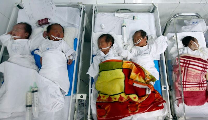 2011-10-27T120000Z_1330252688_GM1E7AR1TM401_RTRMADP_3_POPULATION-VIETNAM.JPG