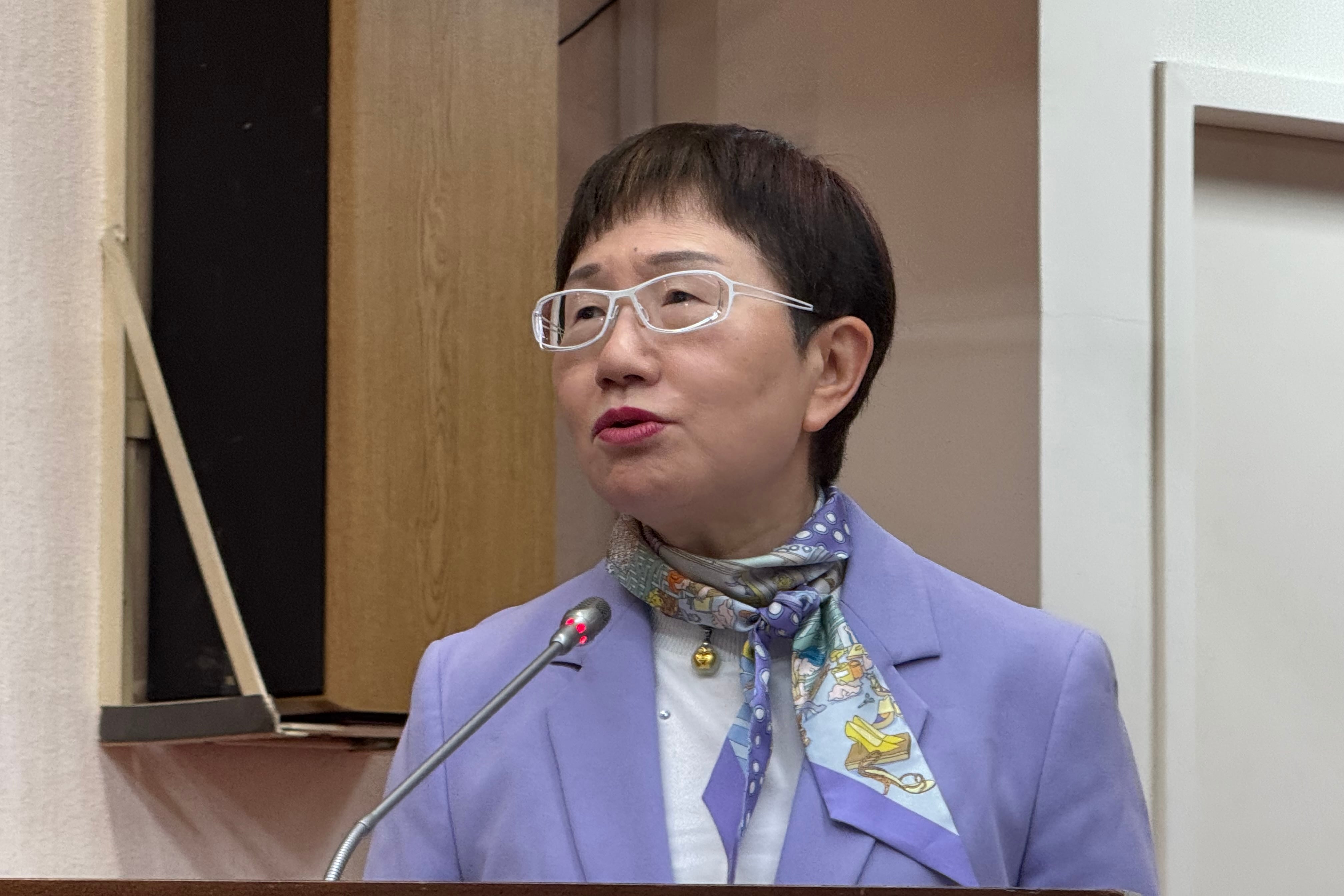 台湾的财政部长庄翠云周三在立法院专案报告时,提出以‘三道防线’,防止中国产品规避高关税洗产地。