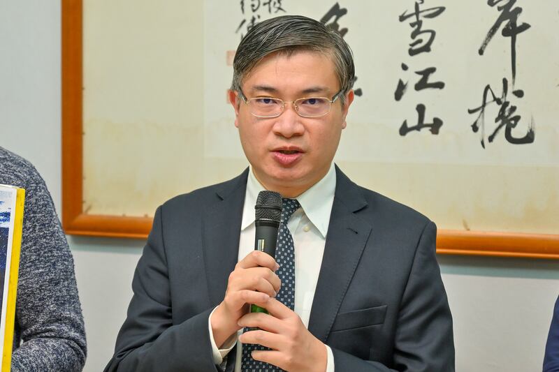 台灣香港協會理事長桑普律師表示，《外國國家豁免法》在港澳實施後，香港將成為協助中國實行「戰狼外交」的一顆棋子。（鍾廣政攝）