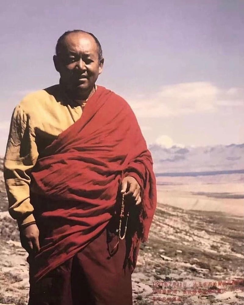 直贡噶举教派法王直贡绛衮澈赞仁波切1993年朝圣冈仁波齐。(Limi藏人提供)