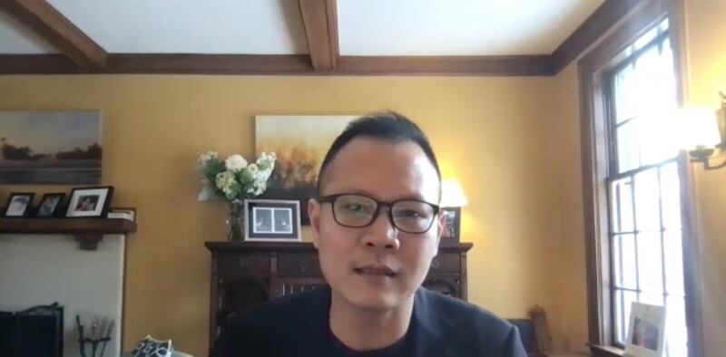 郭荣铿在研讨会中发言。（视频截图）