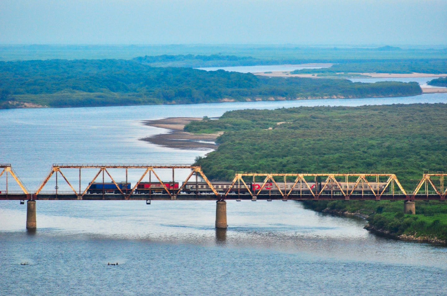 North Korea and Russia to build road bridge over Tumen River