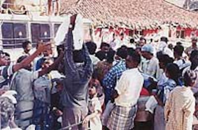 tsunami_11tamilnadu200.jpg