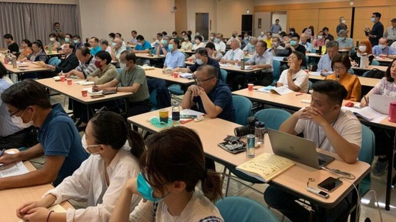 后疫情时代台商关心中国经济变局。(记者 黄春梅摄)
