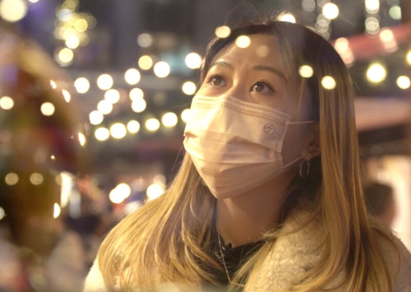 劉珈汶在英國已成功找到工作，體驗英國職場生活。（韋平 攝）