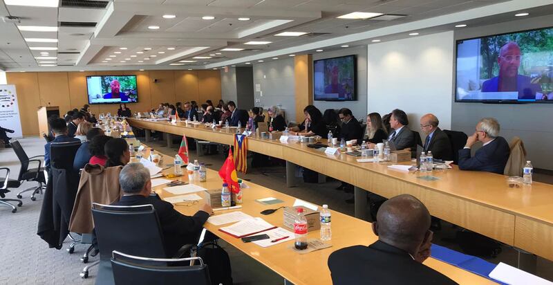 «ۋاكالەتسىز دۆلەتلەر ۋە مىللەتلەر تەشكىلاتى» (The Unrepresented Nations and Peoples Organization) يەنى UNPO نىڭ 16-قېتىملىق يىغىنىدىن كۆرۈنۈش. 2022-يىلى 26-مارت، ۋاشىنگتون.