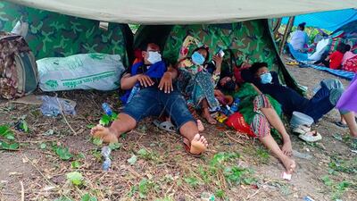Khmer_Worker_Lock_in_border_Thai_vs_Cambodia_12_08_2021_01.jpg