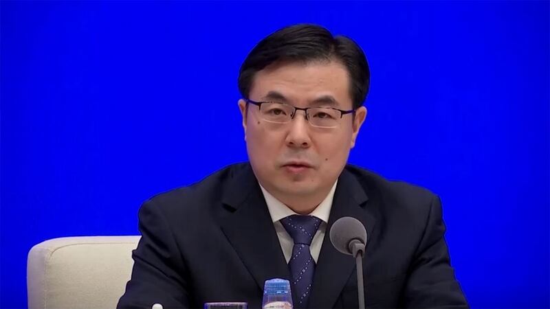 2022年3月15日，国家统计局新闻发言人付凌晖在北京新闻发布会上。（路透社视频截图）