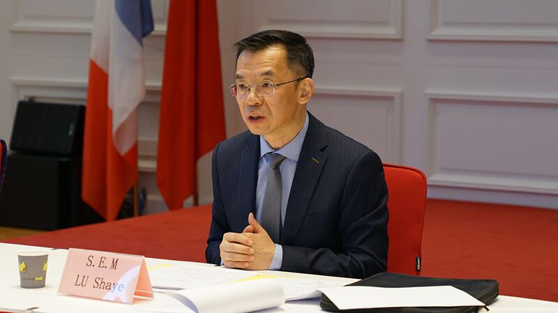 中國駐法國大使盧沙野被認為是中共「戰狼外交」的代表人物之一。(中國駐法大使館官方推特)