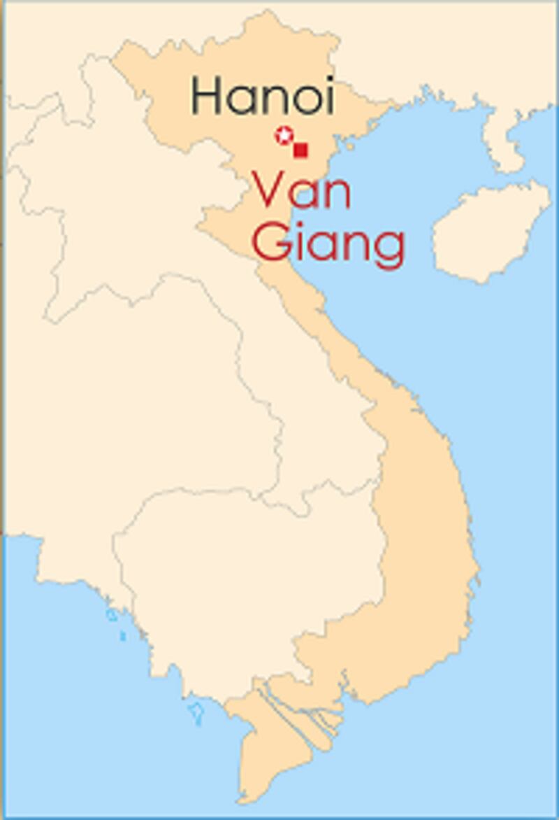 Map of Vietnam showing Hanoi and Van Giang district