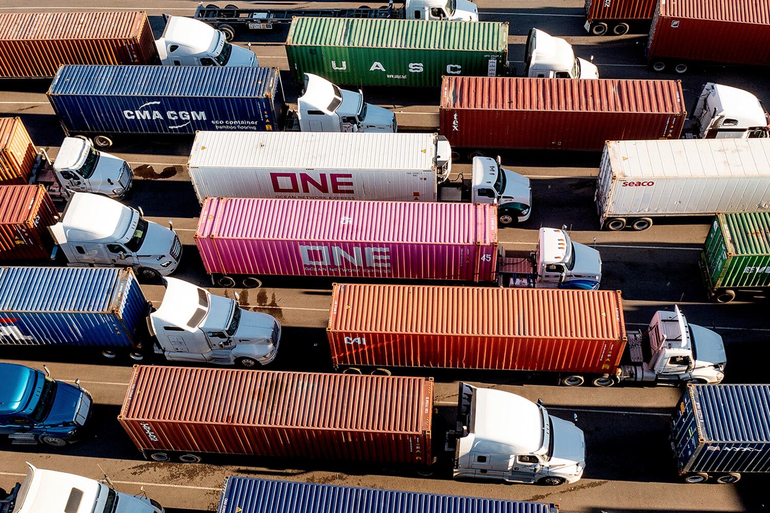 China retaliates as US tariffs take effect