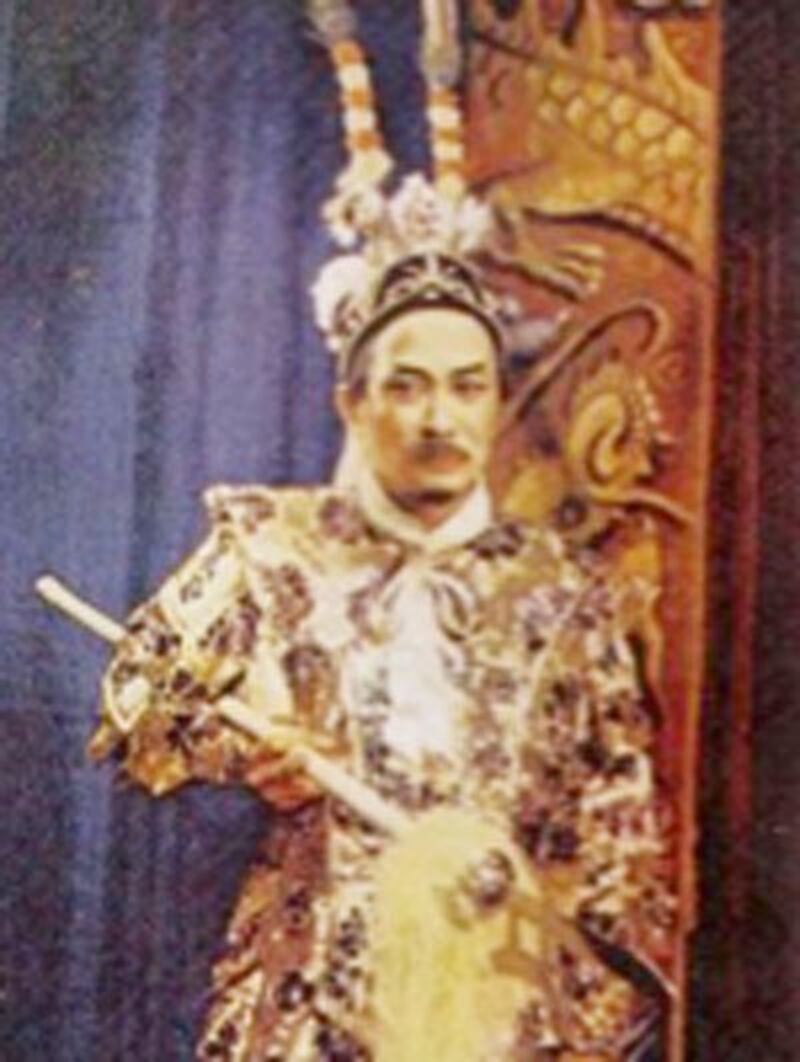 Nghệ sĩ Hề râu Thanh Việt. Hình của Soạn giả Nguyễn Phương.