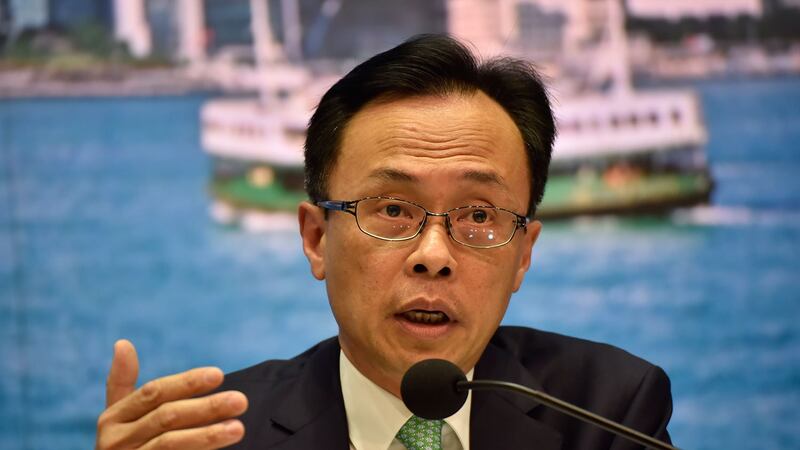 香港政制及内地事务局局长聂德权表示，至少收到2700名滞留湖北港人求助，但包机何时到达湖北、如何集合分散各地港人等，详情都要和湖北省政府再协商。（资料照/维基百科）