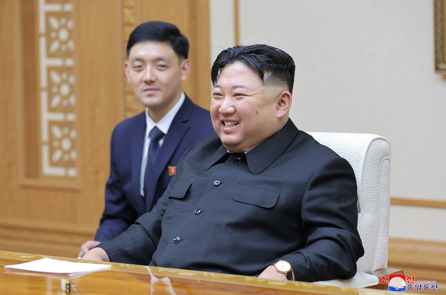 김정은 북한 국무위원장은 지난 10월 당중앙위원회 본부청사에서 북한을 방문중인 세르게이 라브로프 러시아 외무장관을 접견한 자리에서 "조로(북러) 수뇌회담에서 이룩된 합의들을 충실히 실현하여 안정적이며 미래지향적인 새시대 조로관계의 백년대계를 구축" 하자는 뜻을 밝혔다고 조선중앙통신이 지난 10월 보도했다.